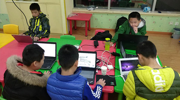 乐博乐博机器人教育环境展示