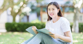 在校学生