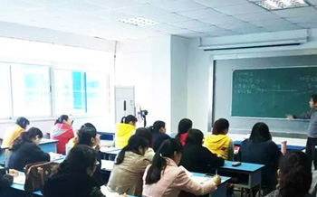 师资优