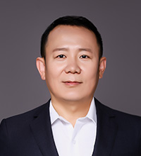 李新刚