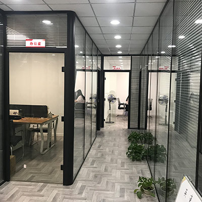 学校走廊