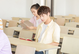 在校大学生