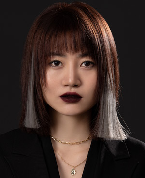 余婷